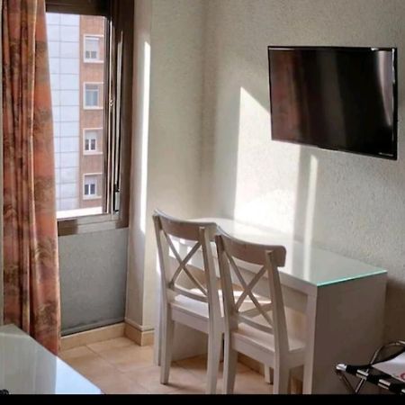 Apartamento Triana, 5 Mins Centro Seville Ngoại thất bức ảnh