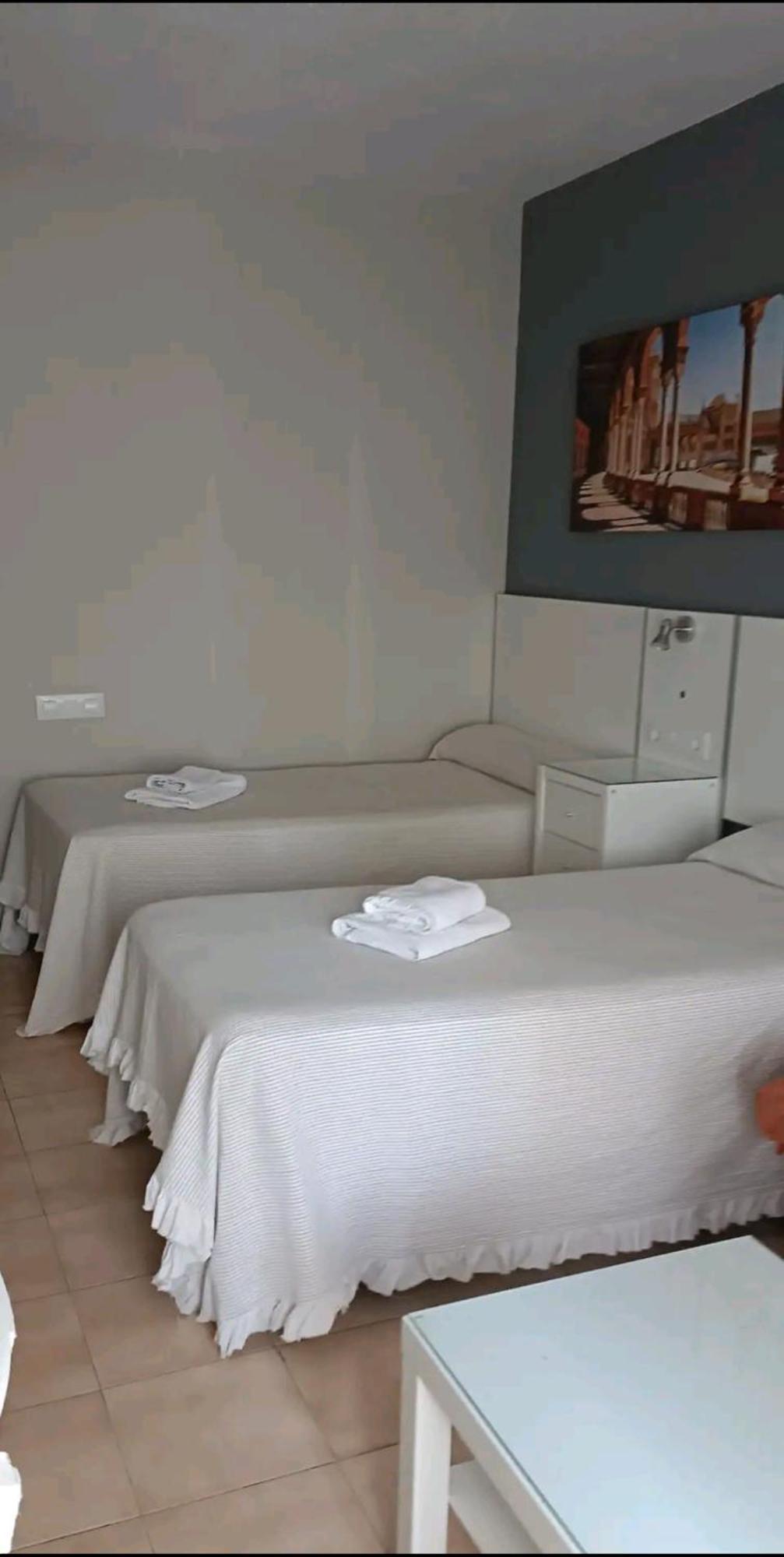 Apartamento Triana, 5 Mins Centro Seville Ngoại thất bức ảnh