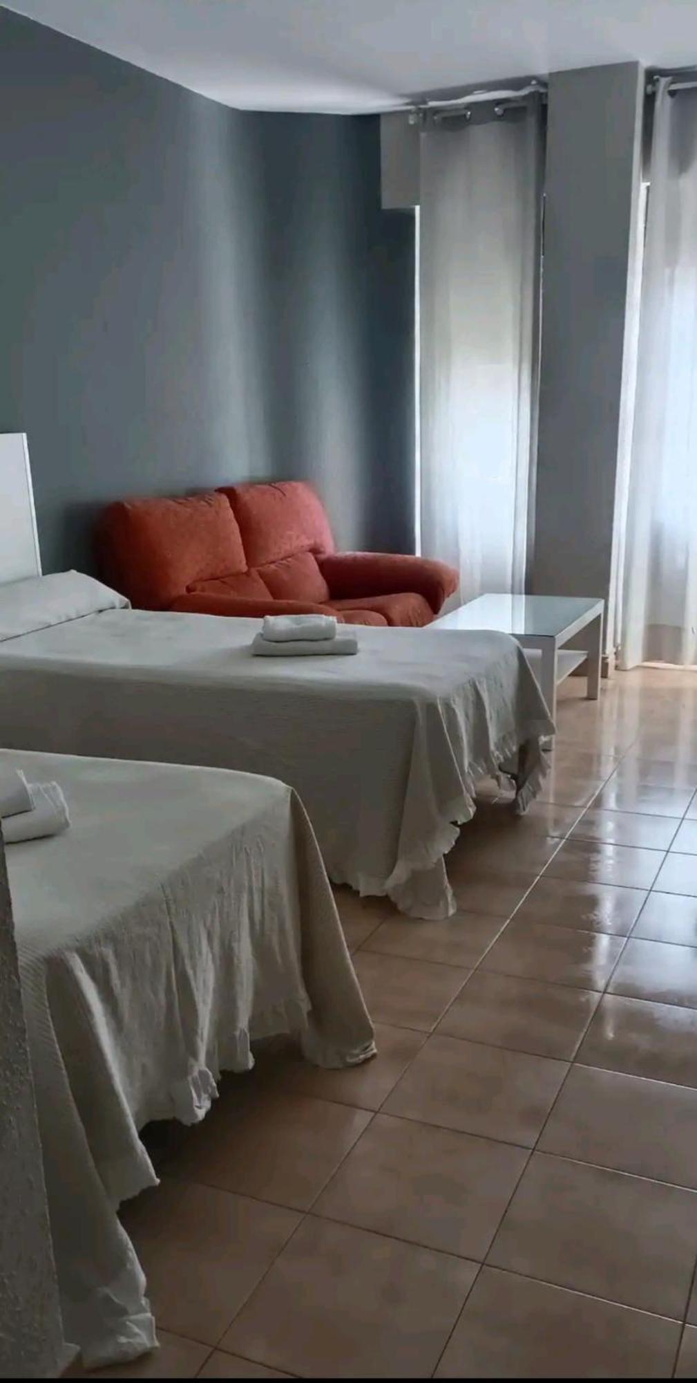 Apartamento Triana, 5 Mins Centro Seville Ngoại thất bức ảnh
