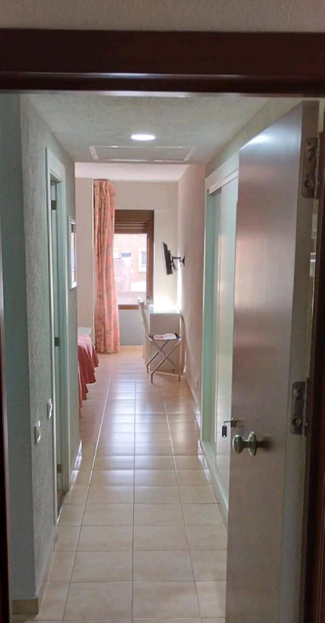 Apartamento Triana, 5 Mins Centro Seville Ngoại thất bức ảnh